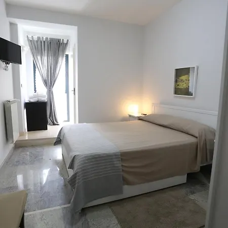 B & B Santoronzo Turi
