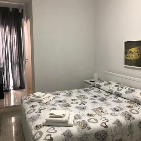B & B Santoronzo Turi 2*